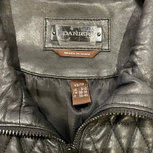 Danier Thinsulate leather jacket (Size XS) - Picture 2 of 4